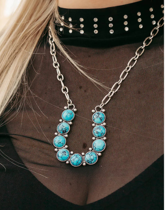 Horseshoe Haven Necklace